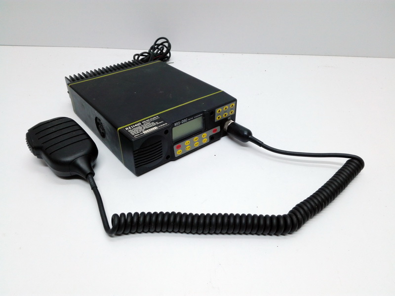 radio transmisor barco+microfonomano azimut m55 plastico 5.5x17x23 1u